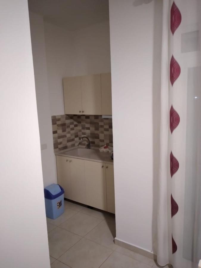 Araniti Apartment Велипойе Экстерьер фото